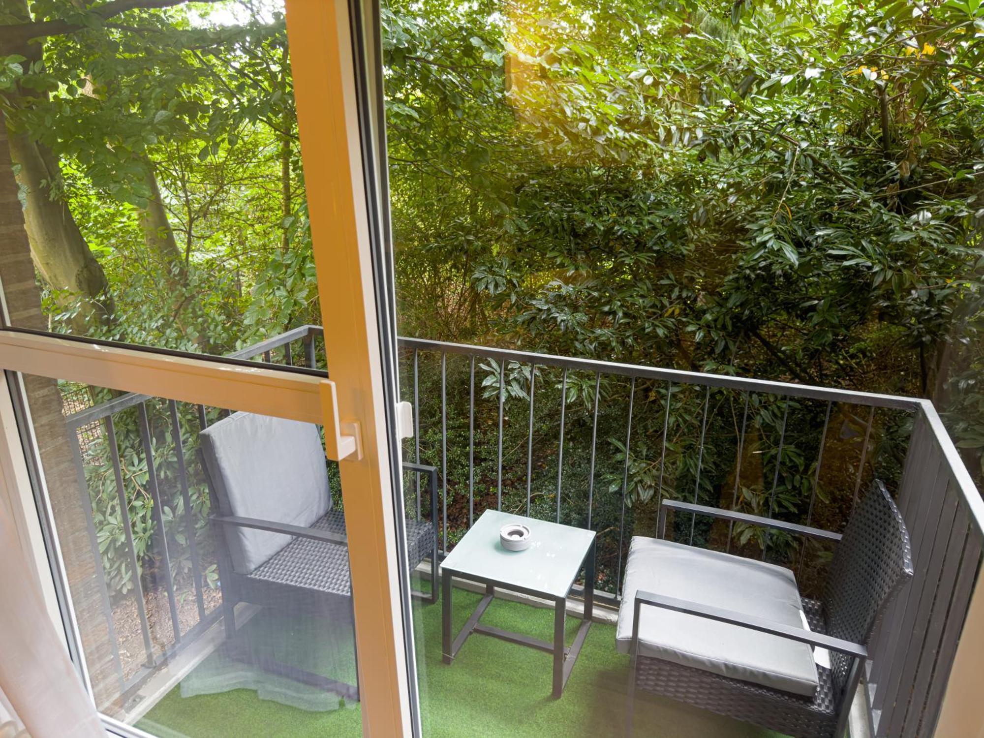Immostay S#3 Apartment- Wifi & Parking, Golfclub Und Mercedes Benz *