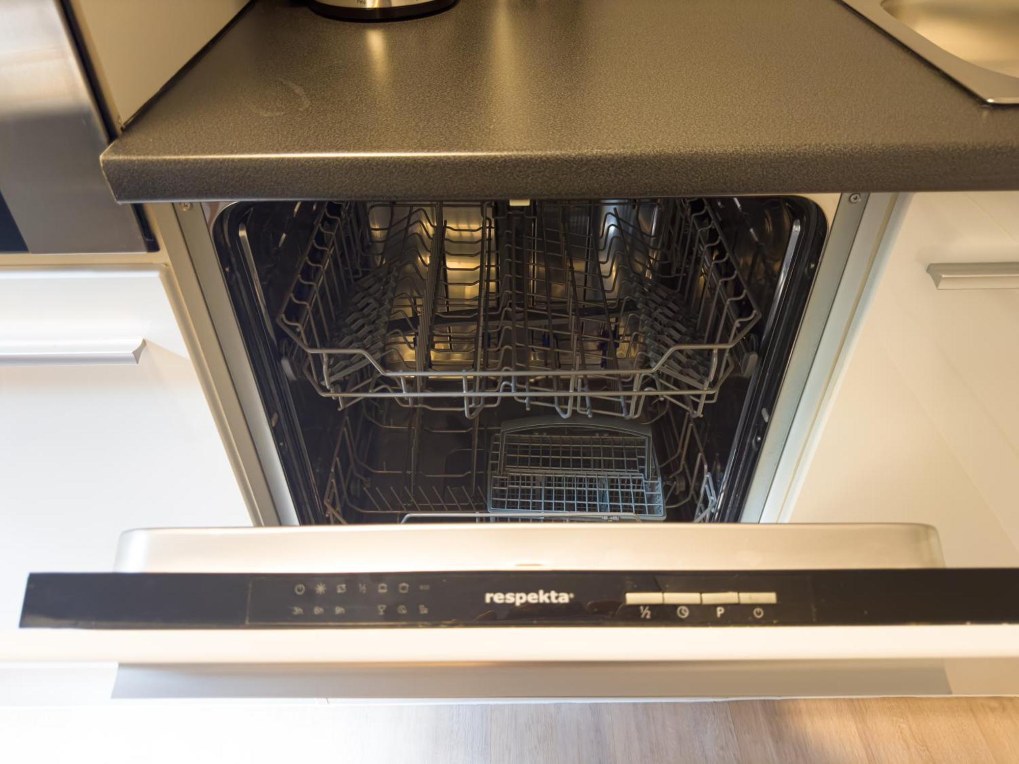 Appartamento Immostay S#3 Apartment- Wifi & Parking, Golfclub Und Mercedes Benz *