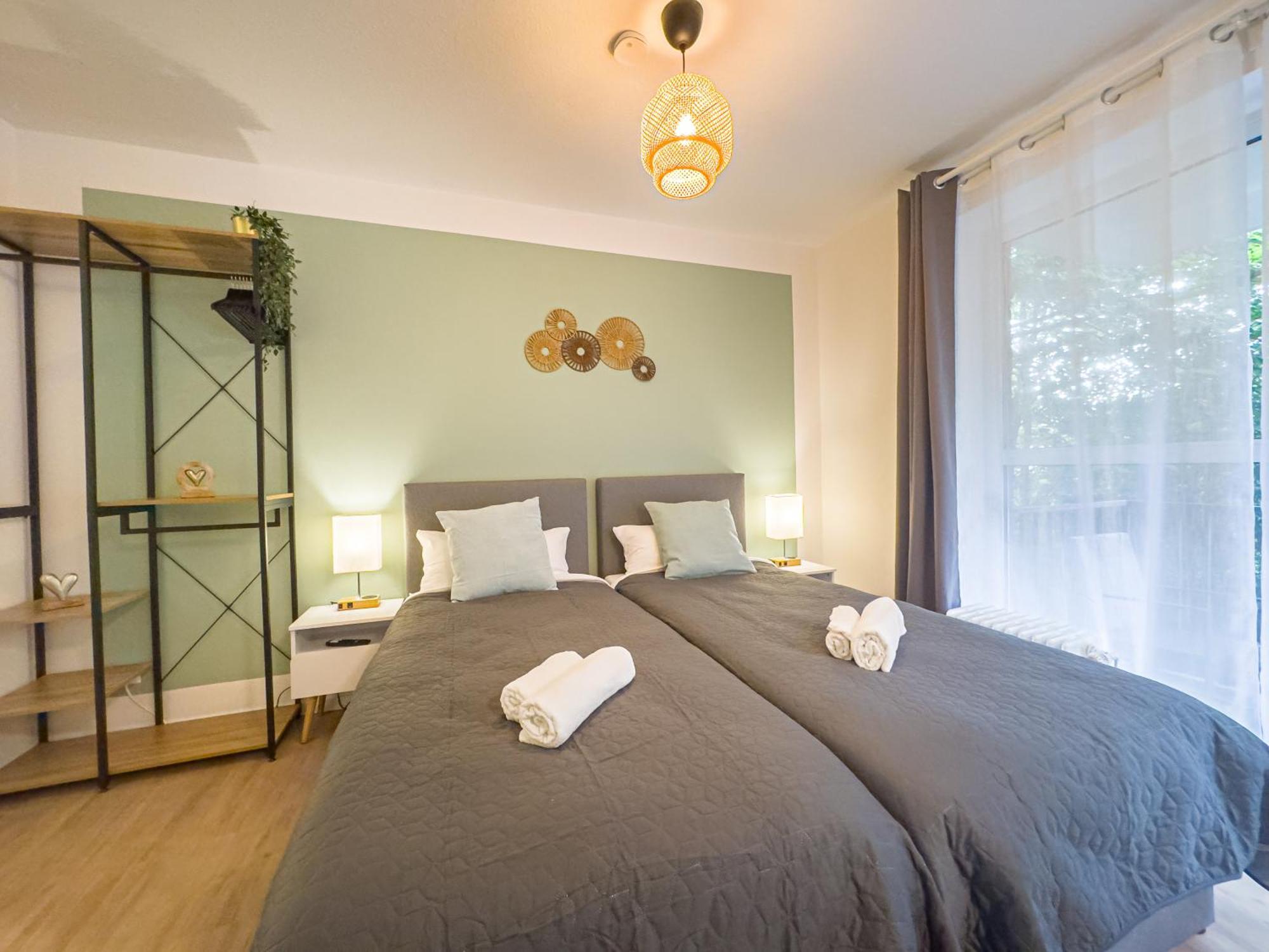 Immostay S#3 Apartment- Wifi & Parking, Golfclub Und Mercedes Benz